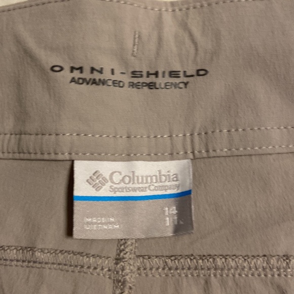 Columbia Women’s Shorts size 14 brand new with tags color gray - Picture 11 of 16
